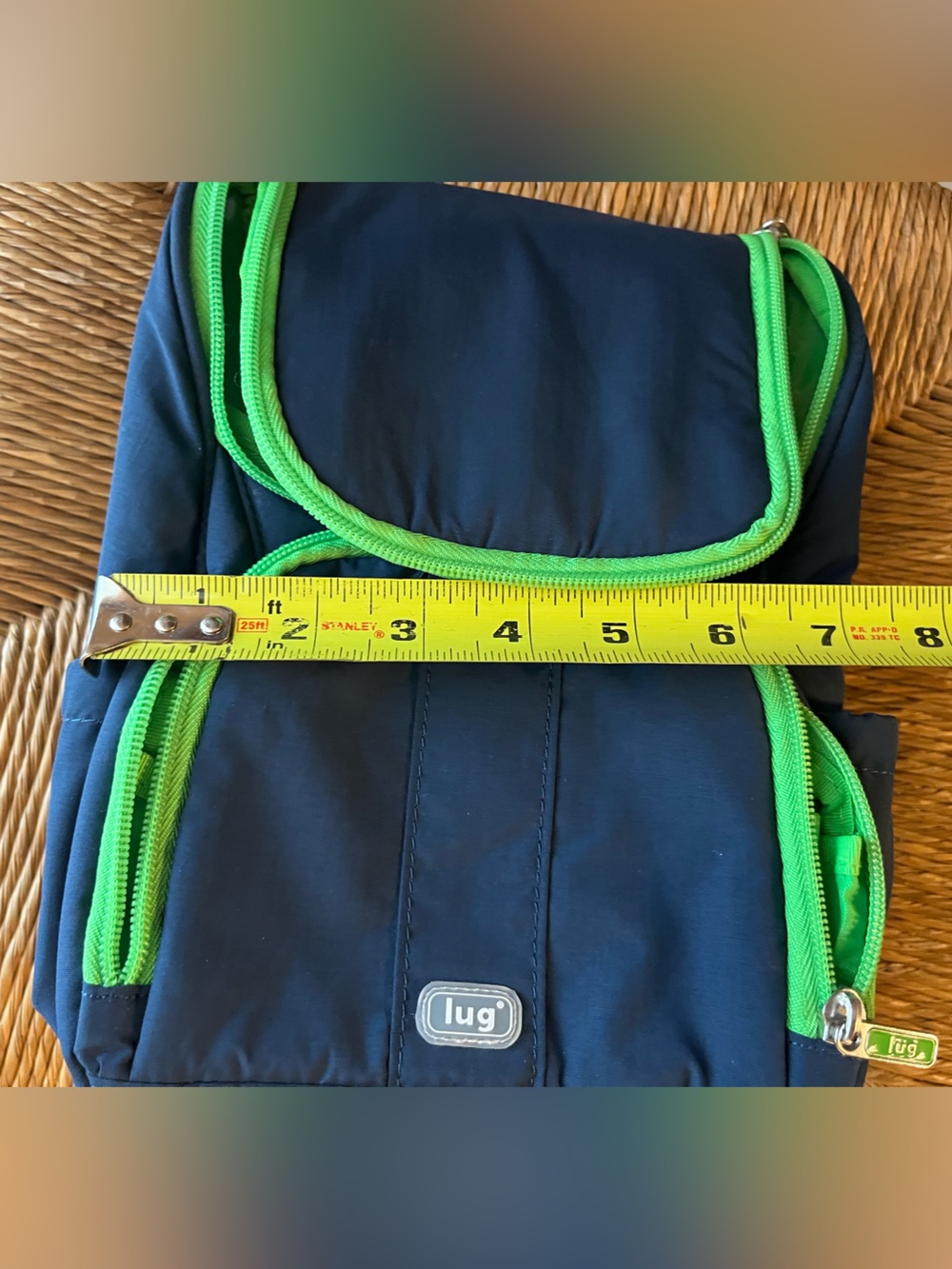 Lug Caddy Vertical Toiletry Bag Crossbody Navy Blue Lime Green Trim Travel - Picture 14 of 15